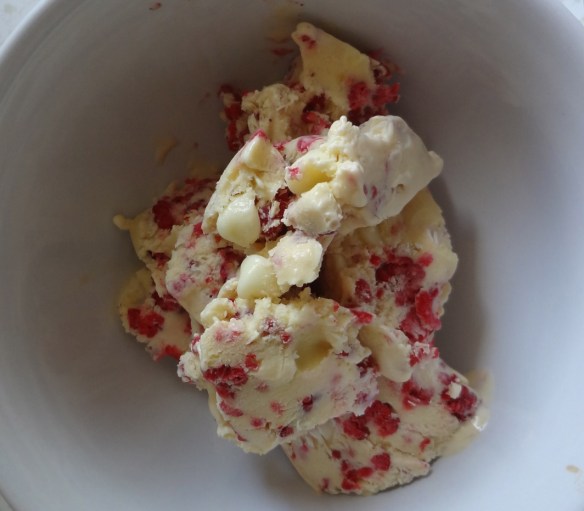 Raspberry White Chocolate Ice Cream - www.theculinarycapers.com