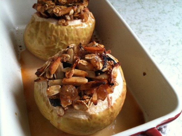 Ginger & Fig Baked apples from www.theculinarycapers.com