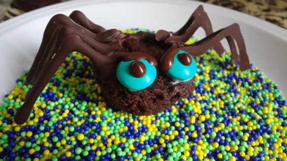 OMG cute! Chocolate spiders for Halloween!