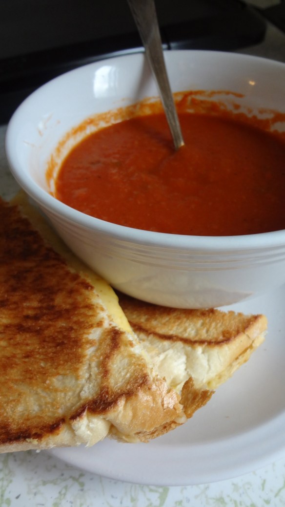 Tomato soup + Grilled Cheese = Heaven
