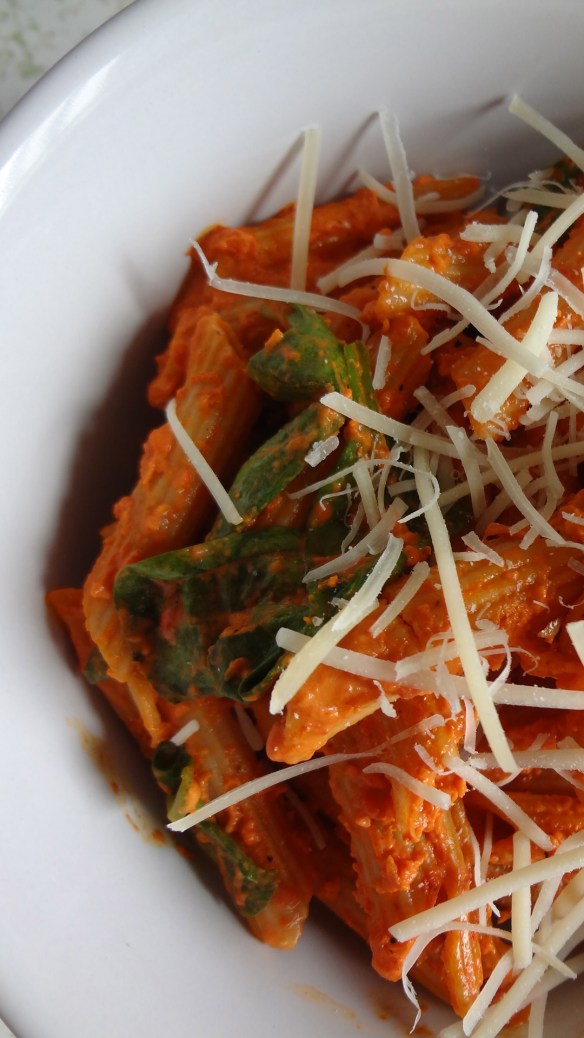 Penne with Roasted Red Peppers and Cream